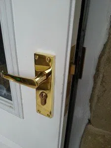 Keystone Locksmith Shop Pompano Beach, FL 954-283-5710 - broken-key-extraction